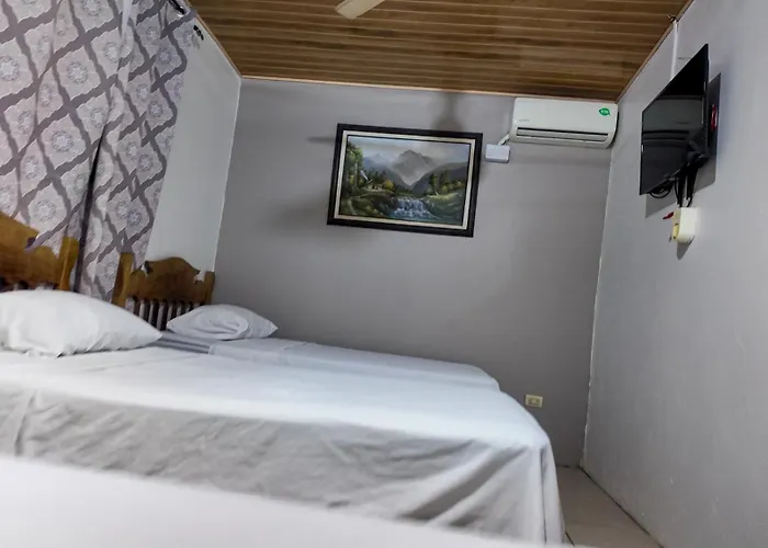 Hotel Cabinas Marylu Antigua Cabinas Permont 2*