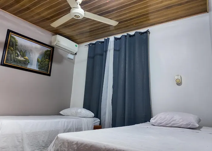 Cabinas Marylu Antigua Cabinas Permont Hotel 2*